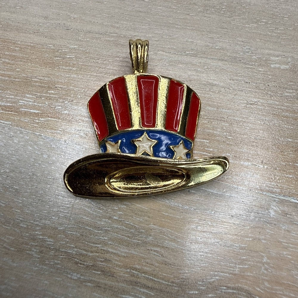Vintage Bergdorf Goodman US American Patriotic Stars Stripe Hat Pendant
